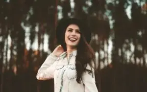 brunette woman smiling